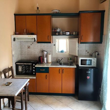1872 - Agnes, Cozy Stony Apartment With Balcony แอร์มูโปลี ภายนอก รูปภาพ